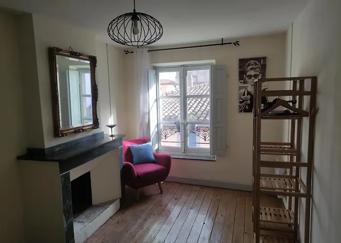 Carcassonne Town House, Rue Barbes