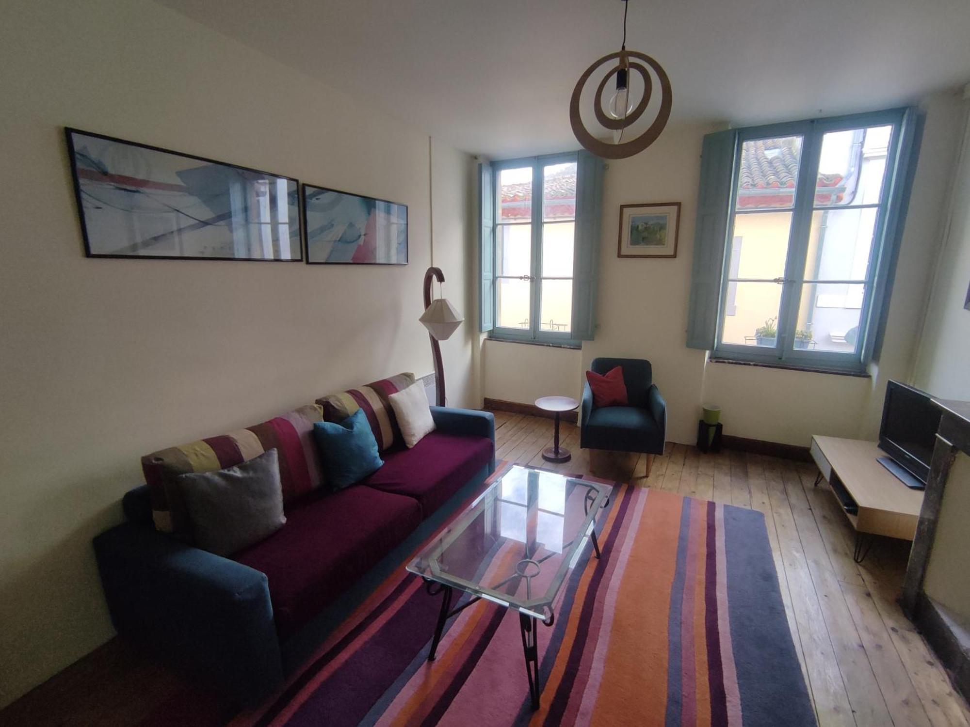 Carcassonne Town House, Rue Barbes * Carcassonne
